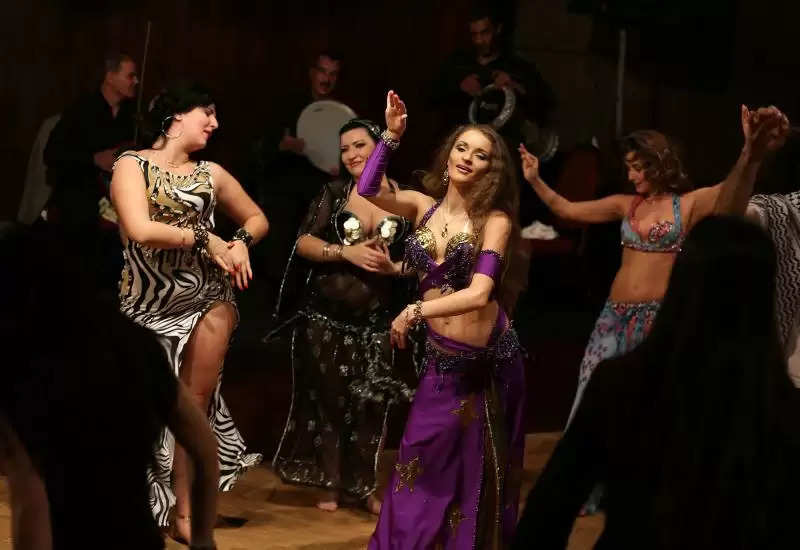 belly dance