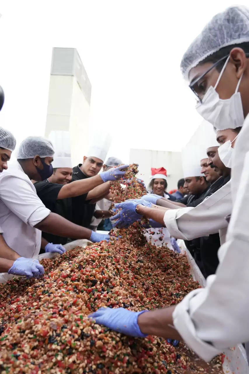 cake mixing