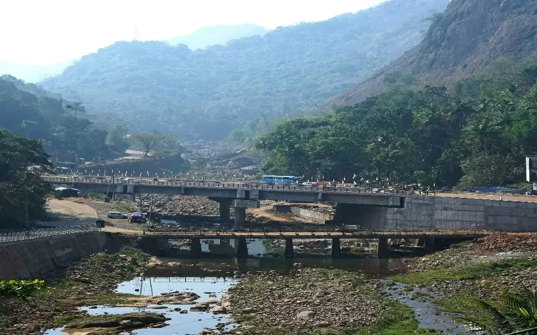 cheruthoni over bridge