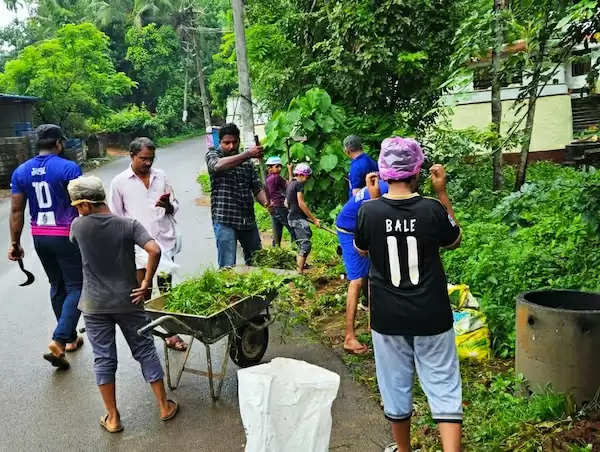 വടക്കാങ്ങര ആറാം വാർഡിൽ മഴക്കാല പൂർവ്വശുചീകരണം നടത്തി