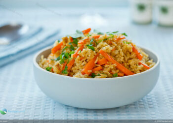 Curried Rice and Carrots https://recipeland.com/recipe/v/curried-rice-carrots-39645