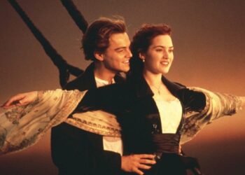 Titanic (1997)
Directed by James Cameron
Shown from left: Leonardo DiCaprio, Kate Winslet