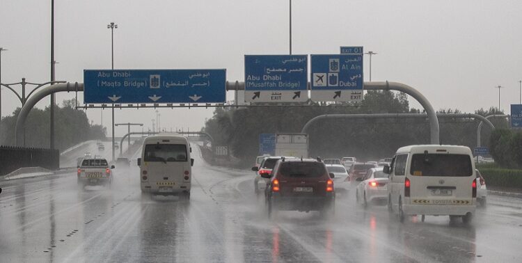 Downpour at the Mussafah Industrial area. in Abu Dhabi. Vctor Besa / The National