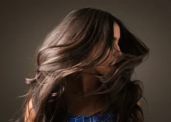 woman-with-long-brown-hair