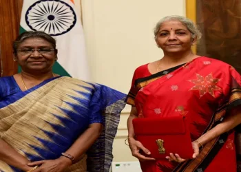 The Union Minister for Finance and Corporate Affairs, Smt. Nirmala Sitharaman presents the Union Budget 2023-24 to the President, Smt. Droupadi Murmu at Rashtrapati Bhavan, in New Delhi on February 01, 2023.