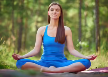 10-minute-yoga-1600x900