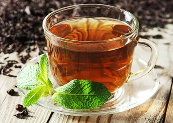 Benefits-of-Drinking-Black-Tea-thumbnail_640x640