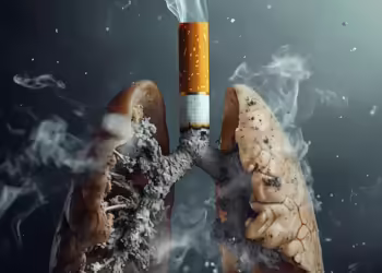 dangerous-cigarette-smoke-causing-damage-lungs-lung-disease-from-smoking-tobacco_601748-51121
