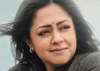 kankuvaykku ithrayum negittivitti vannuvennathu sankadakaramaanennu jyothika
73 / 5,000
Jyothika says it's sad that Kangua has received so much negativity