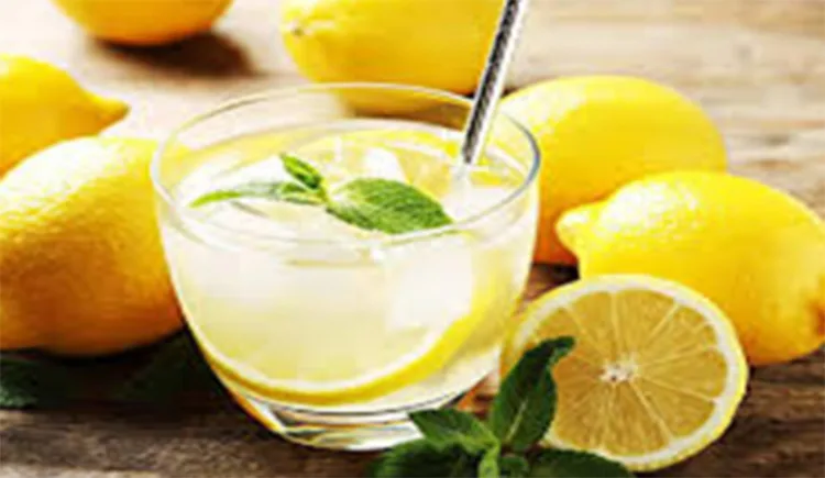 Benefits of drinking lemon water