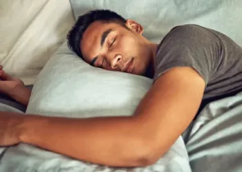 six-hours-of-sleep-zz-230927-5701a4