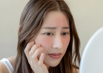 tips-to-prevent-dry-skin-in-winter-1731045783125