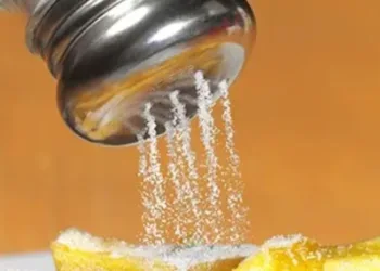 salt-on-chips-5bf400a